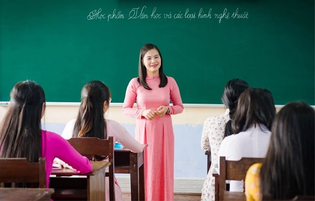 Mơ thấy thầy giáo, cô giáo là điềm báo gì? Đánh con số gì?