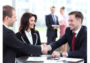 Chiêm bao nhìn thấy đồng nghiệp báo hiệu bạn đang không hài lòng về công việc