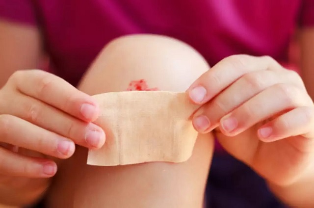 Mơ thấy bị thương đánh con gì? Là điềm báo hên hay xui?